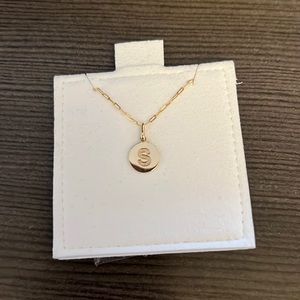 Harlitos Bracelet Co. gold S necklace